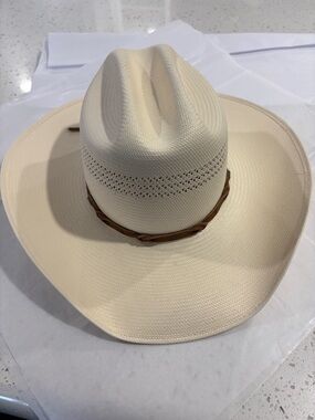 Classic Straw Western Cowboy Hat - Cream with Brown Band